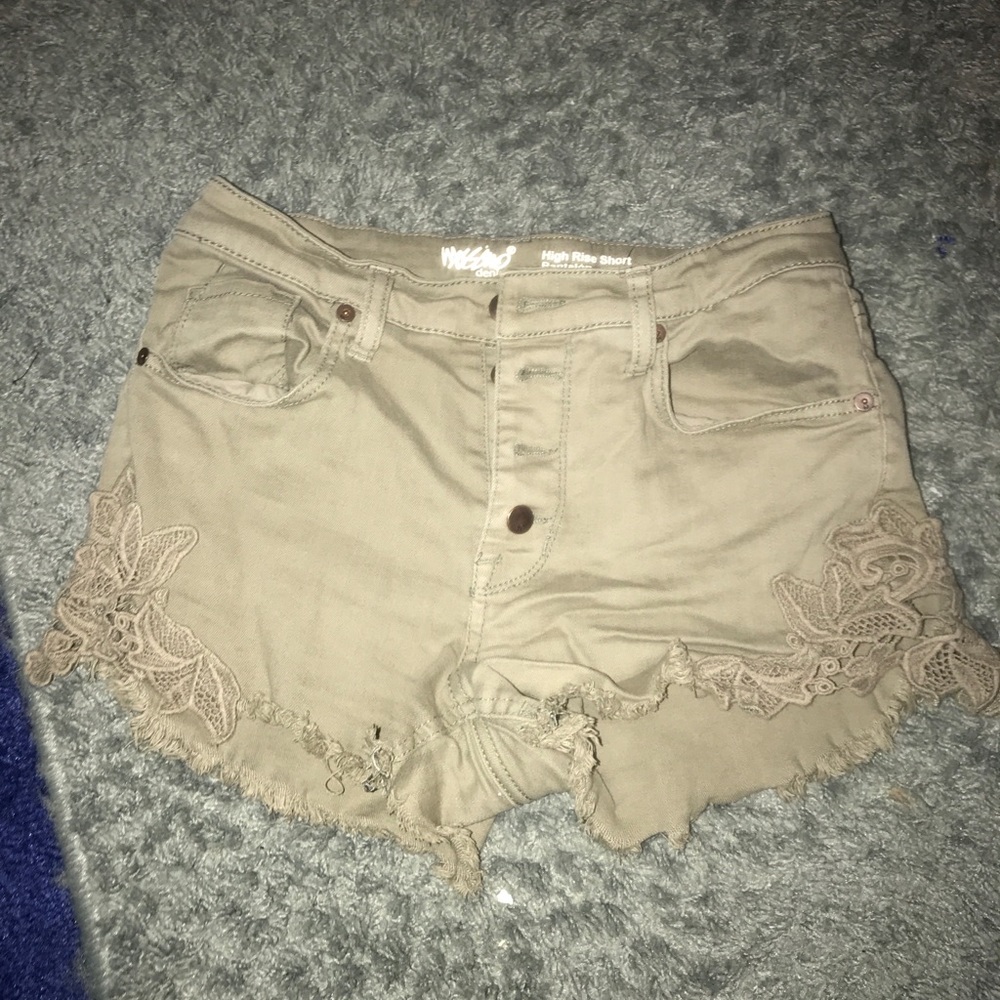 *** 5 for $20 item - Hi waisted green shorts!
